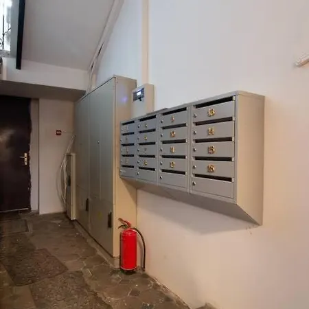 Hot Riga Ernestines Iela 7-7 Enjoy The Feel Of Home And History! Экстерьер фото