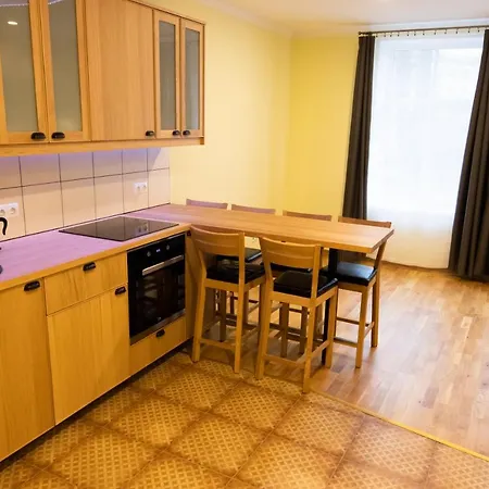 Hot Riga Ernestines Iela 7-7 Enjoy The Feel Of Home And History! Экстерьер фото